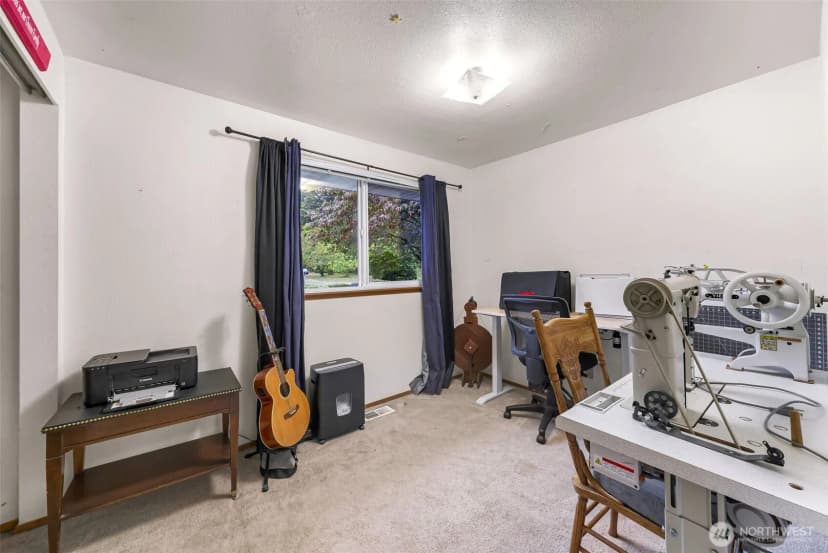 Property photo for 13006 160th Avenue Se, Renton photo 24
