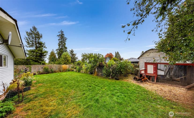 Property photo for 13006 160th Avenue Se, Renton photo 33