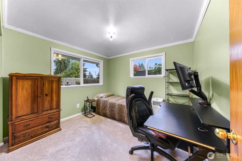 Property photo for 13006 160th Avenue Se, Renton photo 25