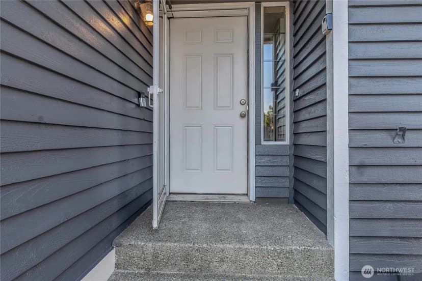 Property photo for 12116 Se 280th Street, Kent photo 3