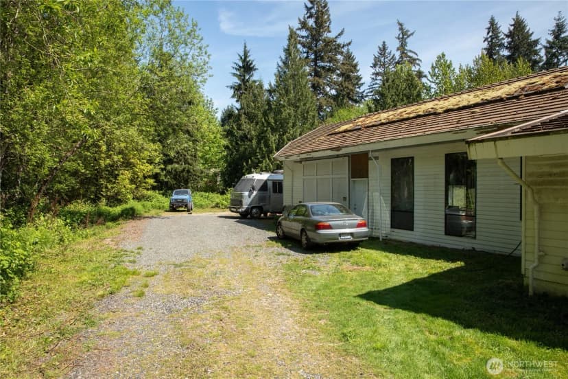 Property photo for 22921 49th Avenue Se, Bothell photo 11