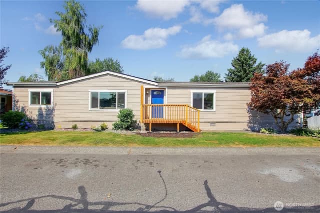 Property photo for 232 Grand Fir Drive, Enumclaw photo 2