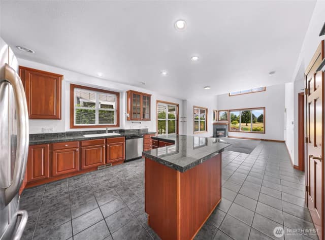 Property photo for 8854 Depot Road #a, Lynden photo 4
