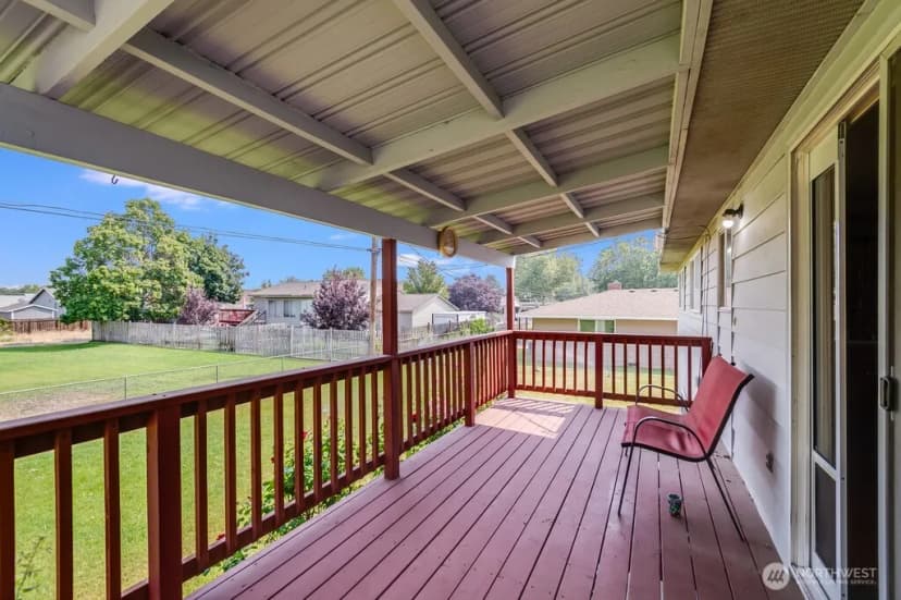 Property photo for 4012 W Deschutes Avenue, Kennewick photo 27