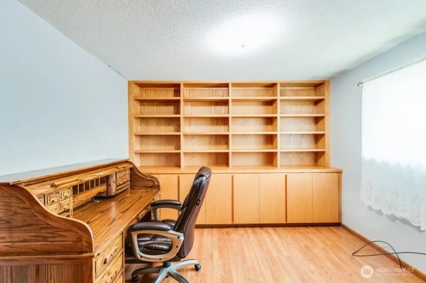 Property photo for 4012 W Deschutes Avenue, Kennewick photo 14