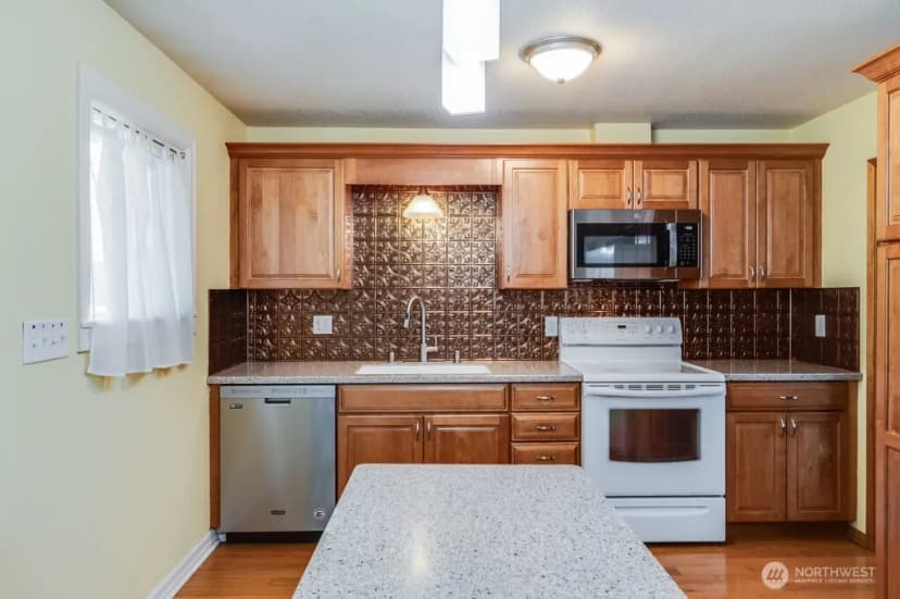 Property photo for 4012 W Deschutes Avenue, Kennewick photo 9