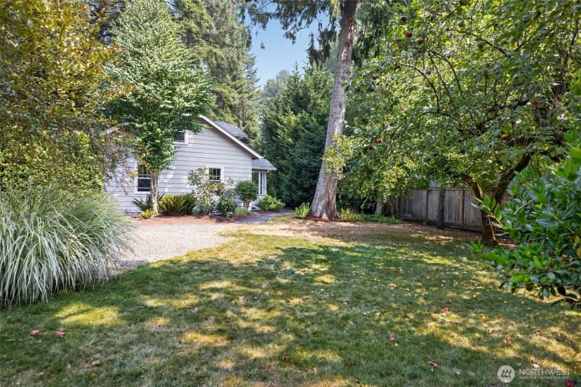 Property photo for 18812 Ne 133rd Street, Woodinville photo 11