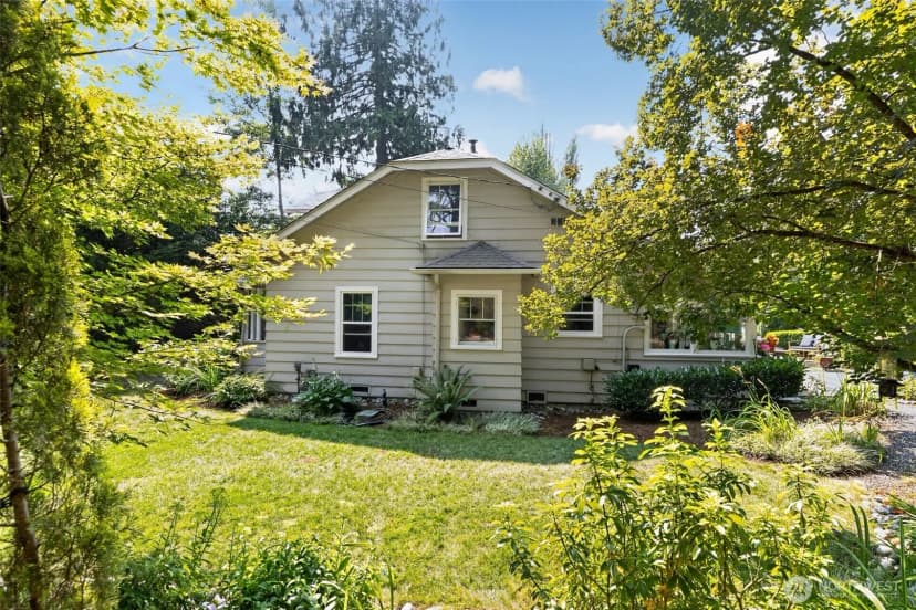 Property photo for 18812 Ne 133rd Street, Woodinville photo 12