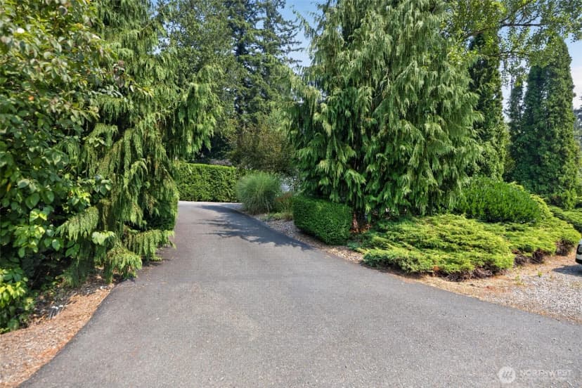 Property photo for 18812 Ne 133rd Street, Woodinville photo 15