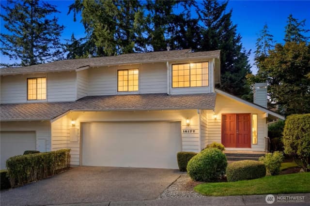 Property photo for 16177 Se 33rd Circle, Bellevue, WA 98008