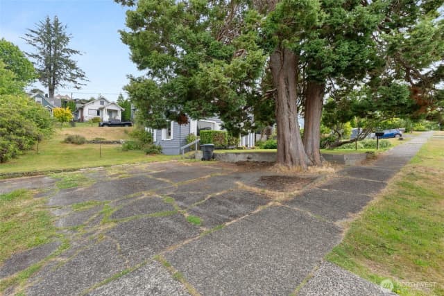 Property photo for 510 E Burleigh Avenue, Aberdeen photo 2