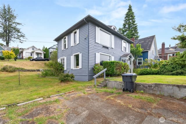 Property photo for 510 E Burleigh Avenue, Aberdeen photo 3