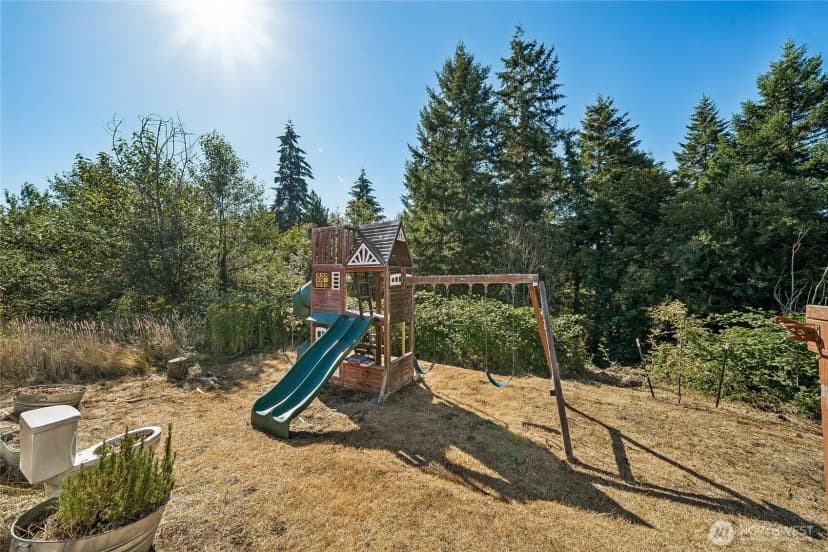 Property photo for 19701 100th Street E, Bonney Lake photo 26