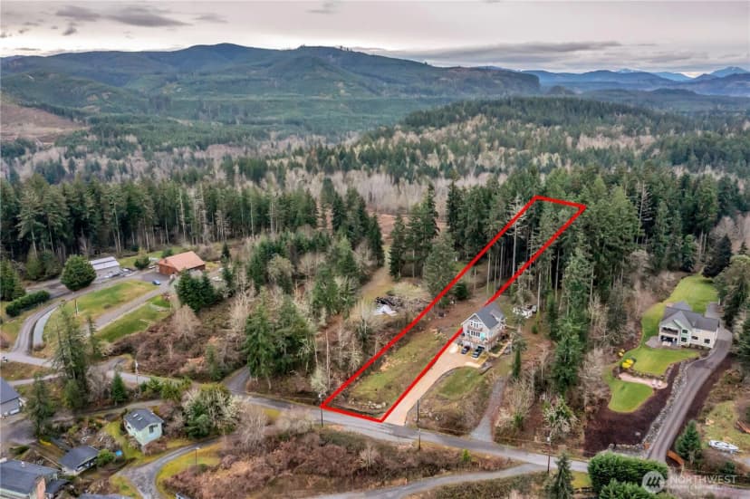 Property photo for 12120 S Clear Lake Road E, Eatonville photo 5