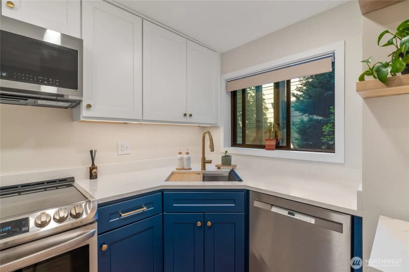 Property photo for 1819 N 107th Street #104, Seattle photo 10
