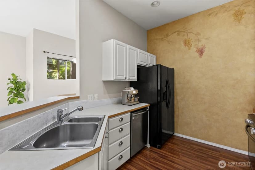 Property photo for 5383 164th Avenue Se, Bellevue photo 10
