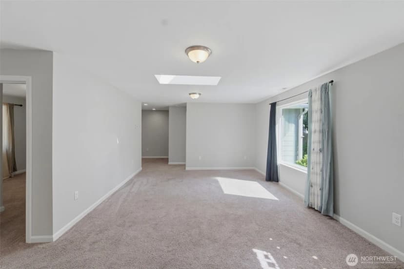 Property photo for 5305 Chicago Avenue Sw, Lakewood photo 3