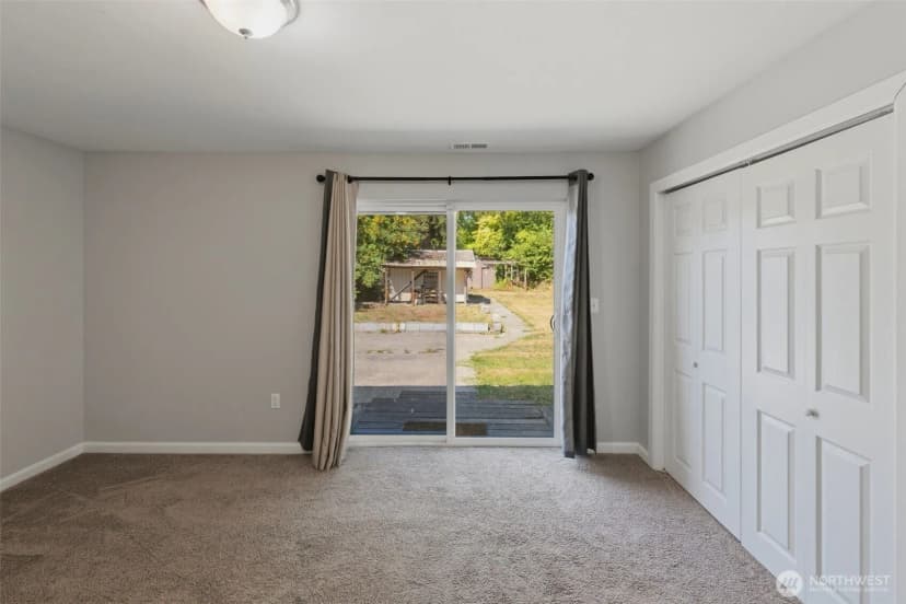 Property photo for 5305 Chicago Avenue Sw, Lakewood photo 13