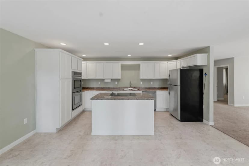 Property photo for 5305 Chicago Avenue Sw, Lakewood photo 7