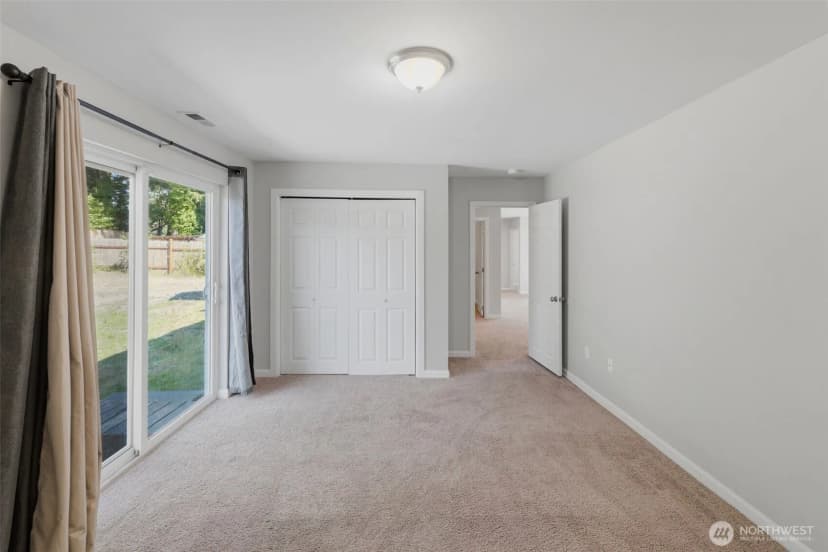 Property photo for 5305 Chicago Avenue Sw, Lakewood photo 14