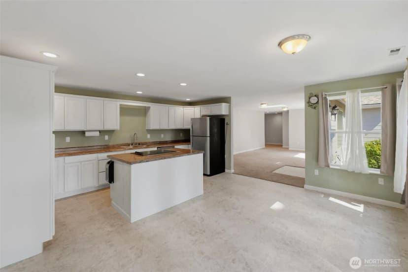 Property photo for 5305 Chicago Avenue Sw, Lakewood photo 8