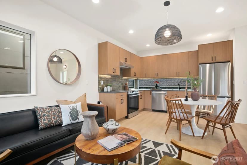 Property photo for 5053 35th Avenue Sw #b, Seattle photo 3