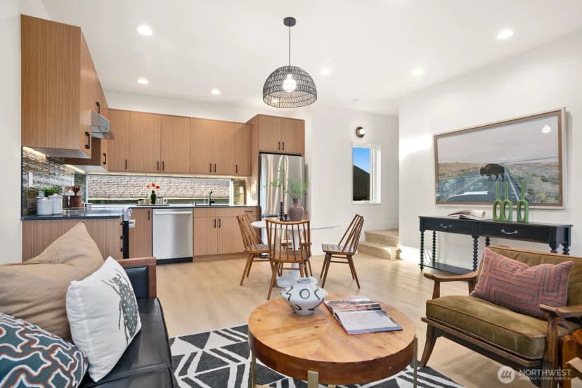 Property photo for 5053 35th Avenue Sw #b, Seattle photo 7