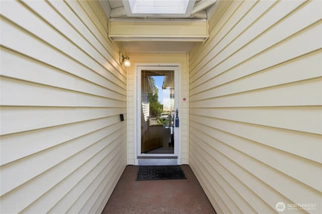Property photo for 504 N Lark Drive, Ridgefield photo 5