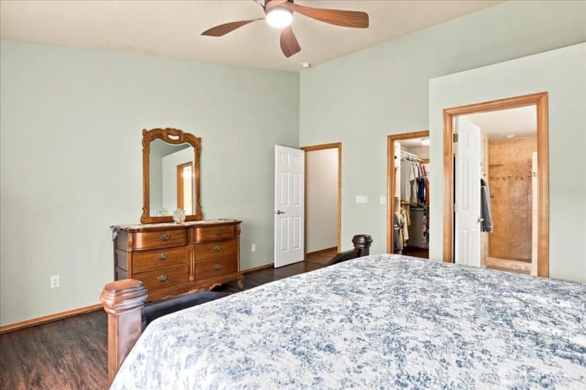 Property photo for 504 N Lark Drive, Ridgefield photo 18