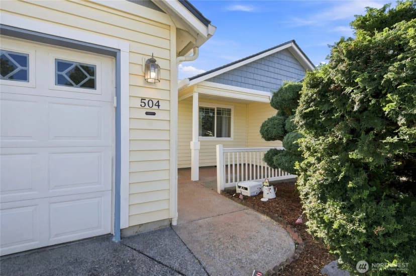 Property photo for 504 N Lark Drive, Ridgefield photo 2