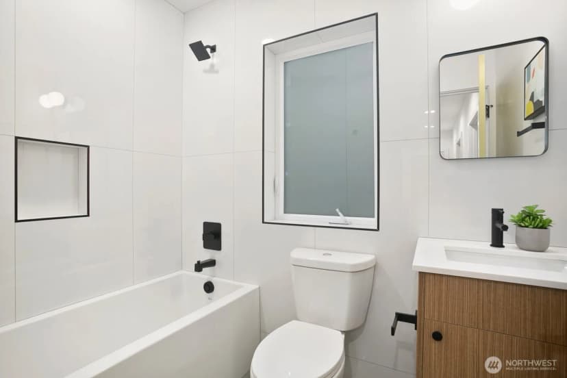 Property photo for 5051 35th Avenue Sw, Seattle photo 21