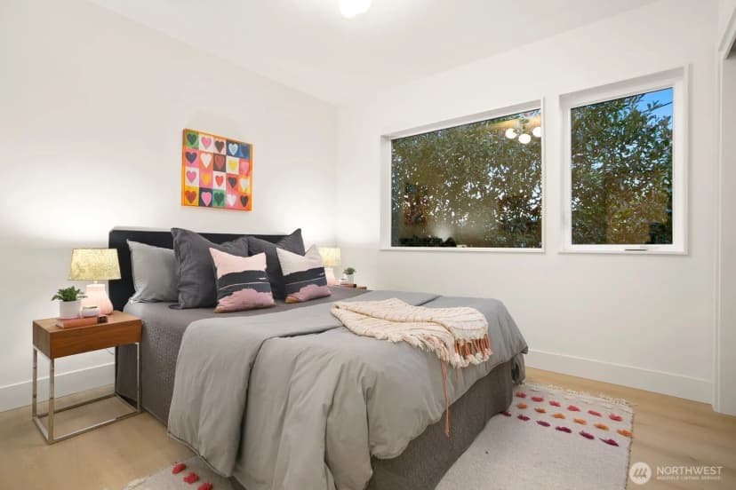 Property photo for 5051 35th Avenue Sw, Seattle photo 13