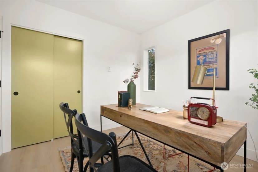 Property photo for 5051 35th Avenue Sw, Seattle photo 19