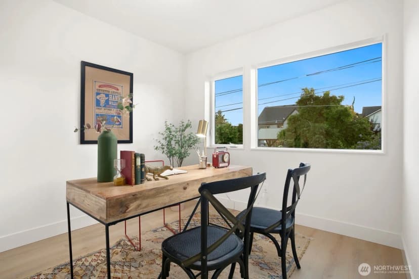 Property photo for 5051 35th Avenue Sw, Seattle photo 17
