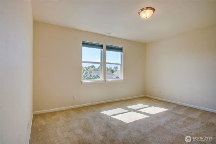 Property photo for 12779 Frazier Heights Loop, Burlington photo 13