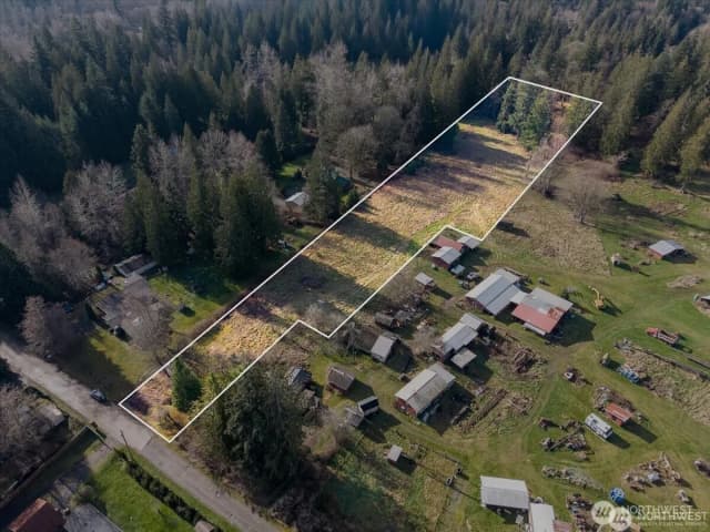 Property photo for 11212 87th Avenue Ne, Marysville photo 2