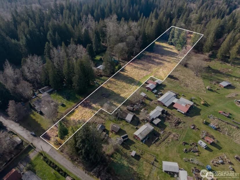 Property photo for 11212 87th Avenue Ne, Marysville photo 2