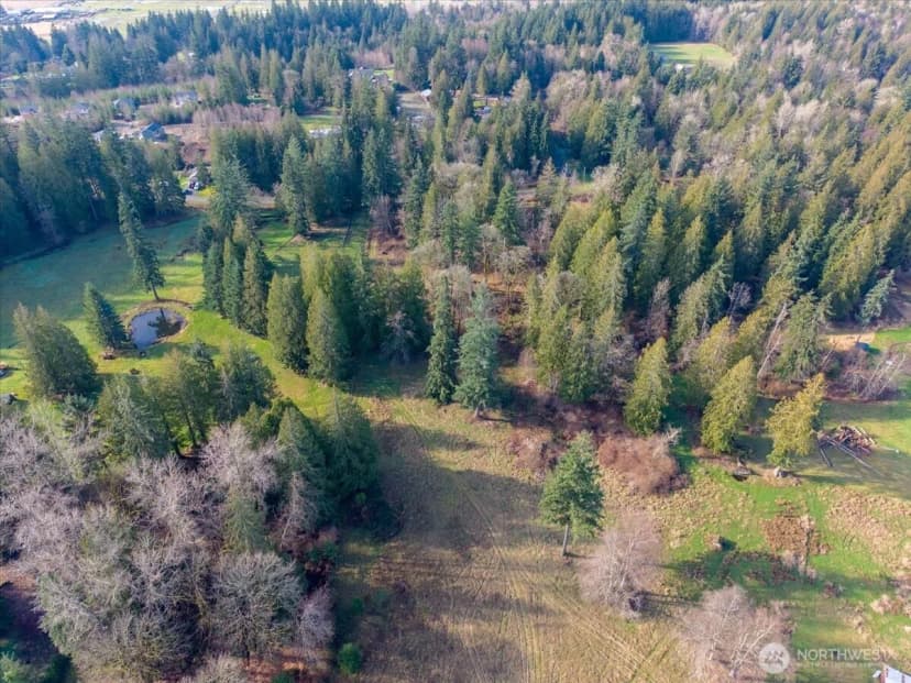 Property photo for 11212 87th Avenue Ne, Marysville photo 10