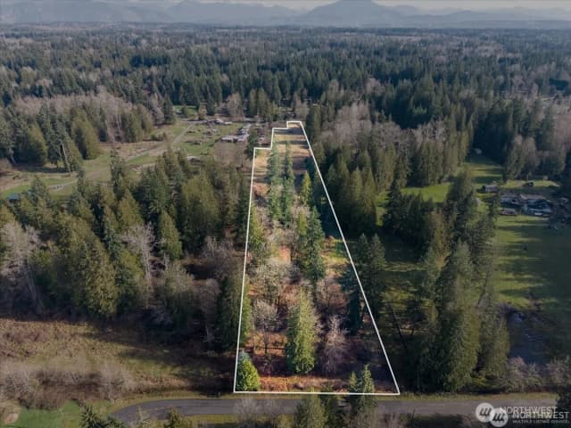 Property photo for 11212 87th Avenue Ne, Marysville photo 4