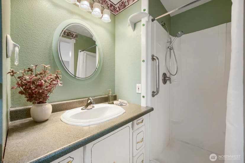 Property photo for 23333 115th Place Se, Kent photo 17