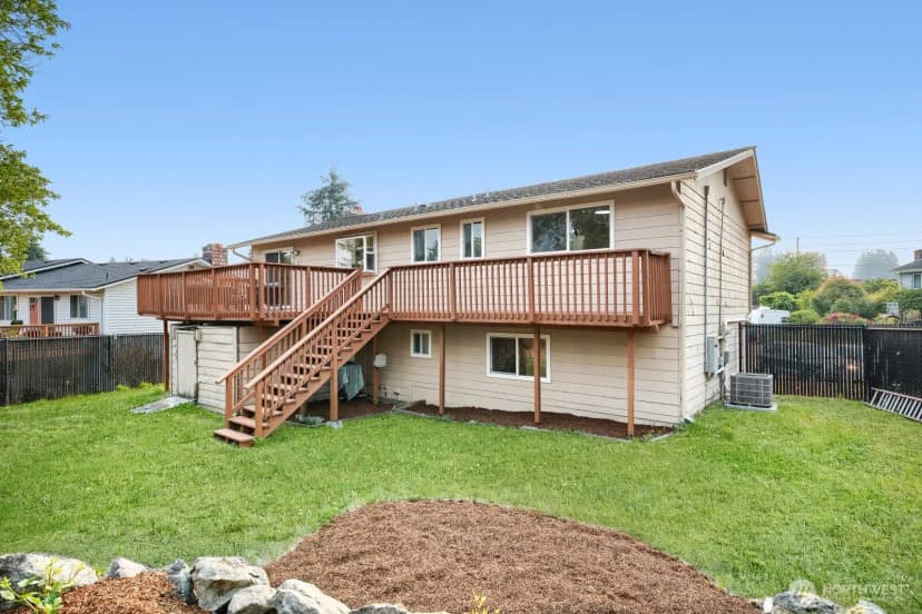 Property photo for 23333 115th Place Se, Kent photo 36
