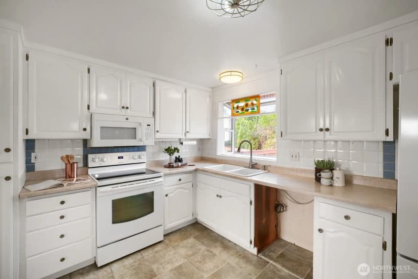 Property photo for 23333 115th Place Se, Kent photo 13