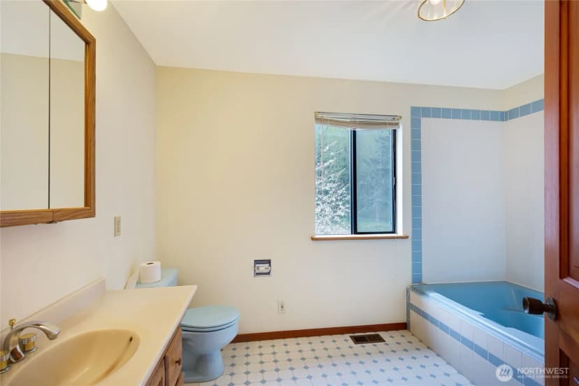 Property photo for 25800 Ne Port Gamble Road Ne, Poulsbo photo 14