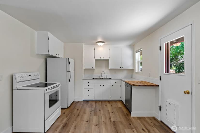 Property photo for 1306 N Water Street, Ellensburg photo 8