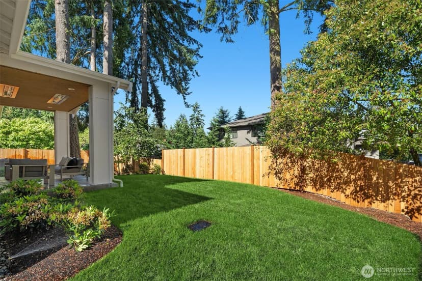 Property photo for 550 166th Avenue Ne, Bellevue photo 29
