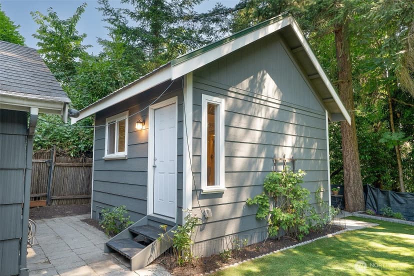 Property photo for 11350 28th Avenue Ne, Seattle photo 31