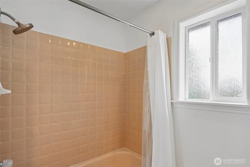 Property photo for 4608 Browns Point Boulevard, Tacoma photo 24