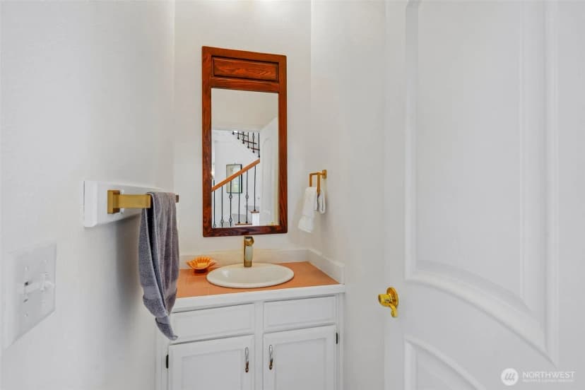 Property photo for 4608 Browns Point Boulevard, Tacoma photo 22