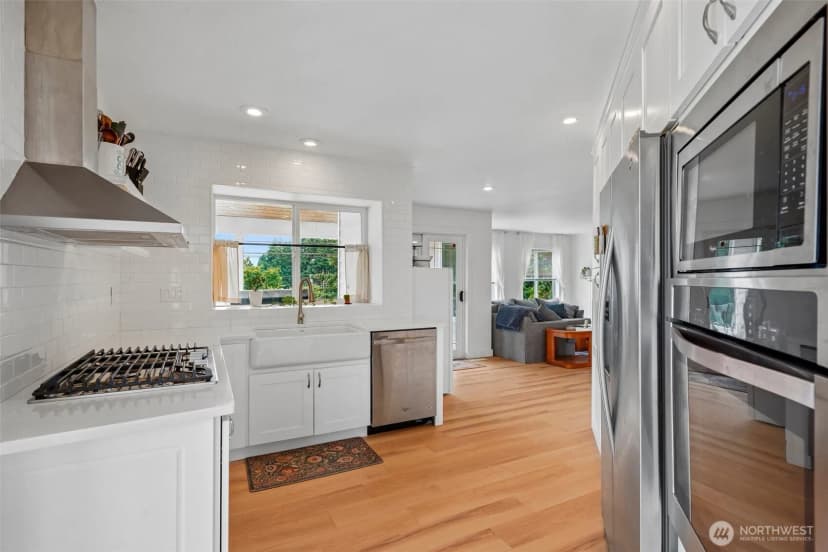 Property photo for 4608 Browns Point Boulevard, Tacoma photo 18