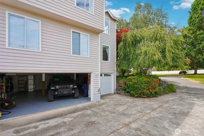 Property photo for 4608 Browns Point Boulevard, Tacoma photo 32